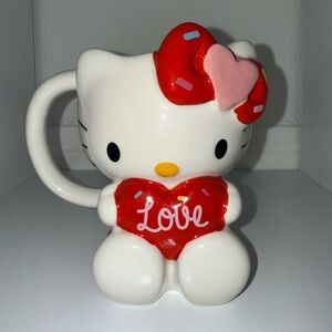 Hello Kitty Love Mug